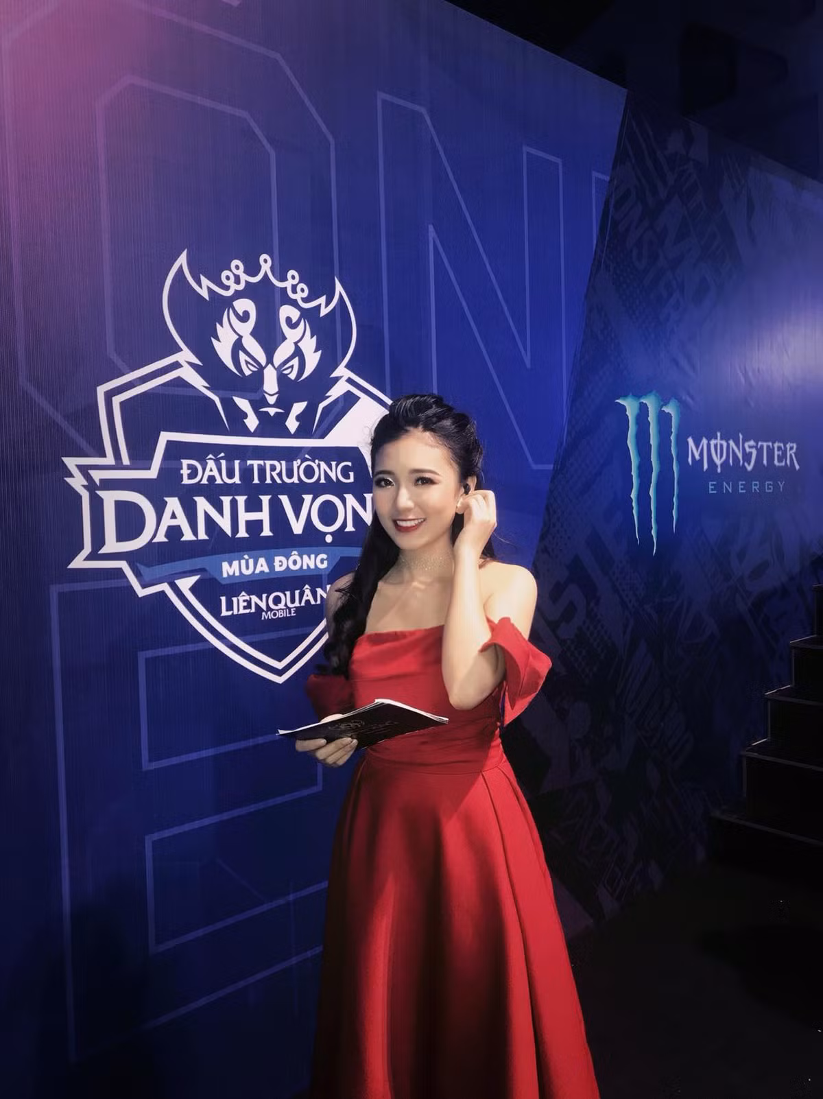 Với kinh nghiệm dẫn nhiều chương trình với phong cách khác nhau, Phương Thảo đưa ra lời khuyên cho các bạn trẻ nuôi ước mơ trở thành MC chuyên nghiệp: "Hãy là người trẻ chủ động, biết nắm bắt cơ hội và sẵn sàng thử sức với những điều mình muốn.