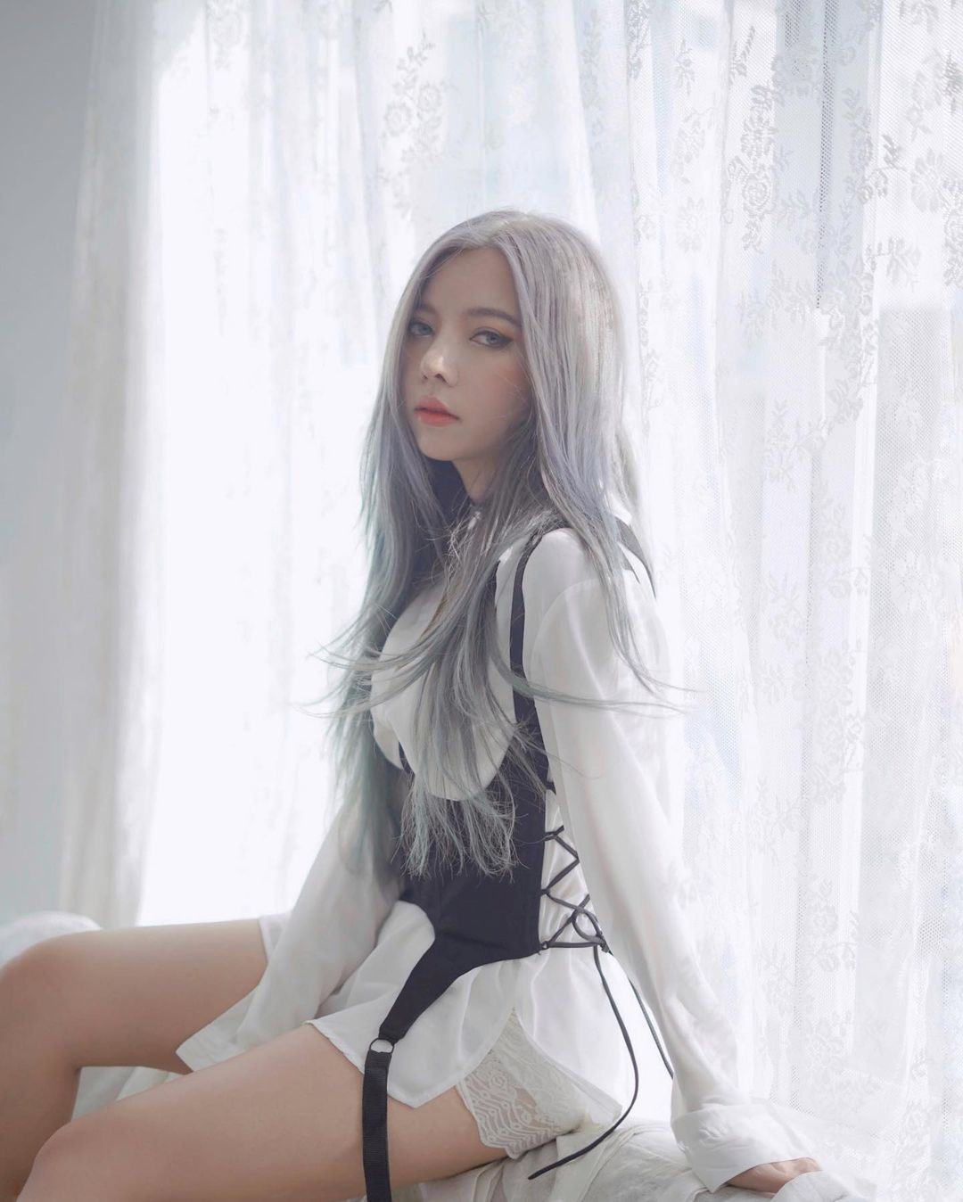 Streamer Ohsusu tên thật là Ngô Quý, sinh năm 1993, biệt danh là Bắp, hiện đang sinh sống ở TP HCM.