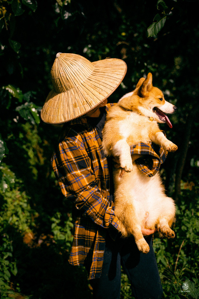 Chủ nhân của câu chuyện mở homestay Đà Lạt có tên Phạm Minh Tài. Anh chàng này từng có một khoảng thời gian dài định cư tại Canada.