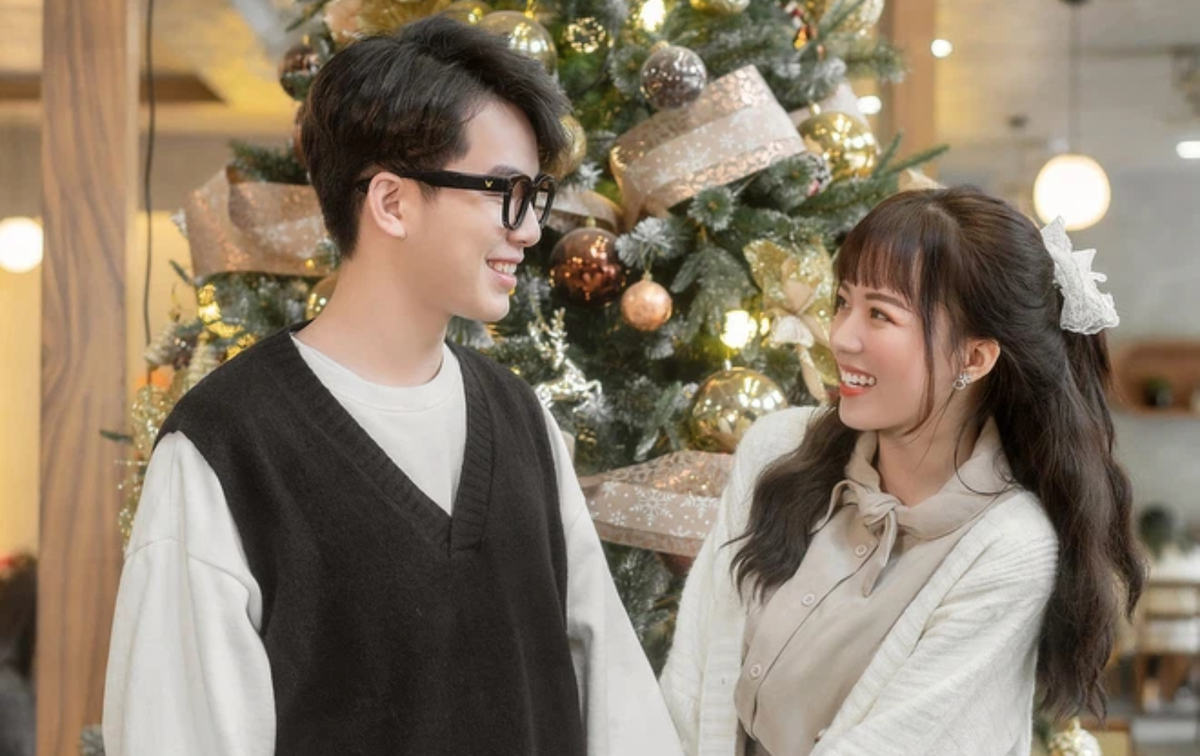 Streamer Meo Sao Hoa lo nghi van “guong vo lai lanh” voi nguoi cu