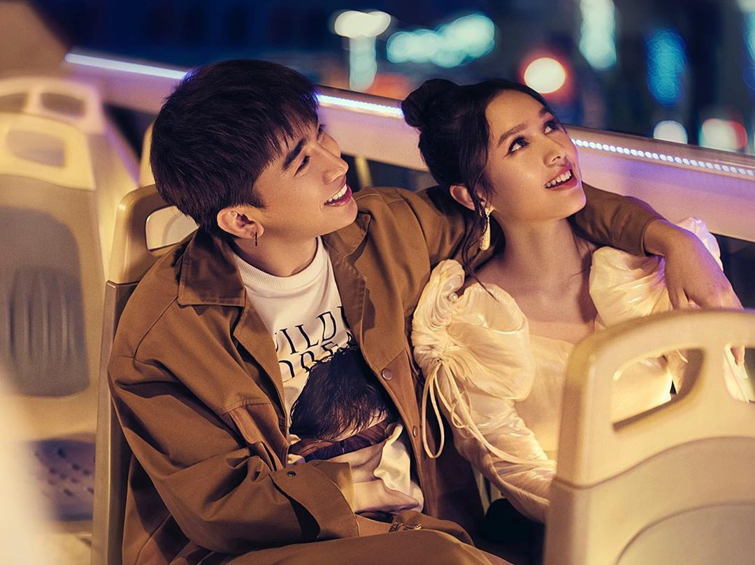 Trước khi trở thành nàng dâu hào môn, hot girl Xoài Non từng góp mặt trong các bộ phim sitcom và MV ca nhạc của nhiều nghệ sĩ nổi tiếng.