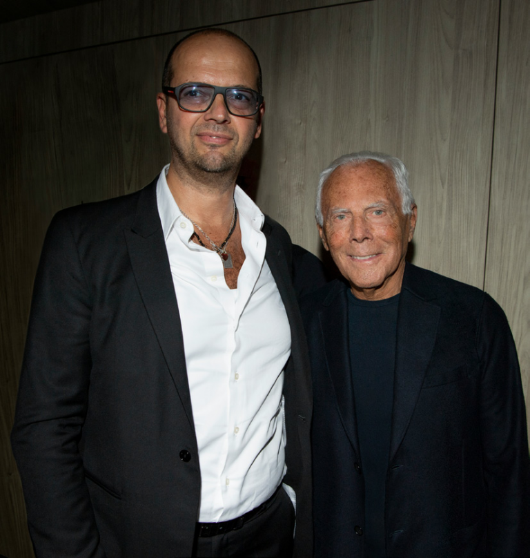 Giám đốc điều hành &amp; Chủ tịch của Italian Atelier là Gianfranco Bianchi. Ông có xuất thân từ một gia đình sở hữu ba nhà máy sản xuất đồ nội thất ở Ý và là đối tác quan trọng của Vương quốc Anh.