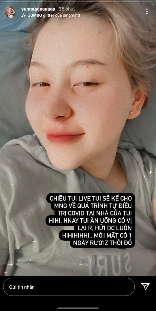 Trước đó, "bông hồng lai" Sunna đã nhận tin dữ khi biết bản thân dương tính với Sars Cov 2. Trong thời buổi dịch bệnh, cô nàng đã có ý định mua bộ kit thử Covid tại nhà thế nhưng lại gặp phải tình huống vô cùng… "u là trời".