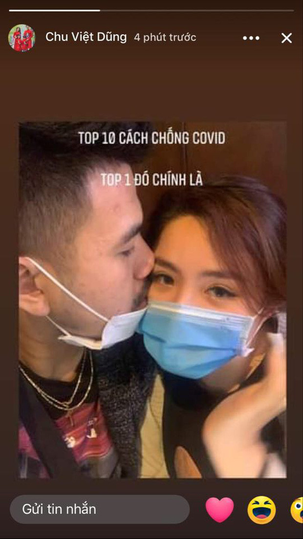 Cả hai cũng từng có một thời gian hẹn hò tuy nhiên không biết vì lý do gì mà đường ai nấy đi.