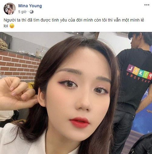 Mina Young khá kín tiếng trong chuyện tình cảm, dù xung quanh nữ streamer sinh năm 1999 có rất nhiều chàng trai theo đuổi. Vậy mà, từ khi bắt đầu sự nghiệp, cô nàng chỉ dính nghi vấn tình tin đồn với 2 chàng trai.