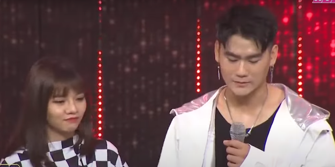 Tuy nhiên, cô nàng là bông hồng đã có "chậu". Cả hai đã từng công khai trên chương trình "Người ấy là ai" mùa 2.