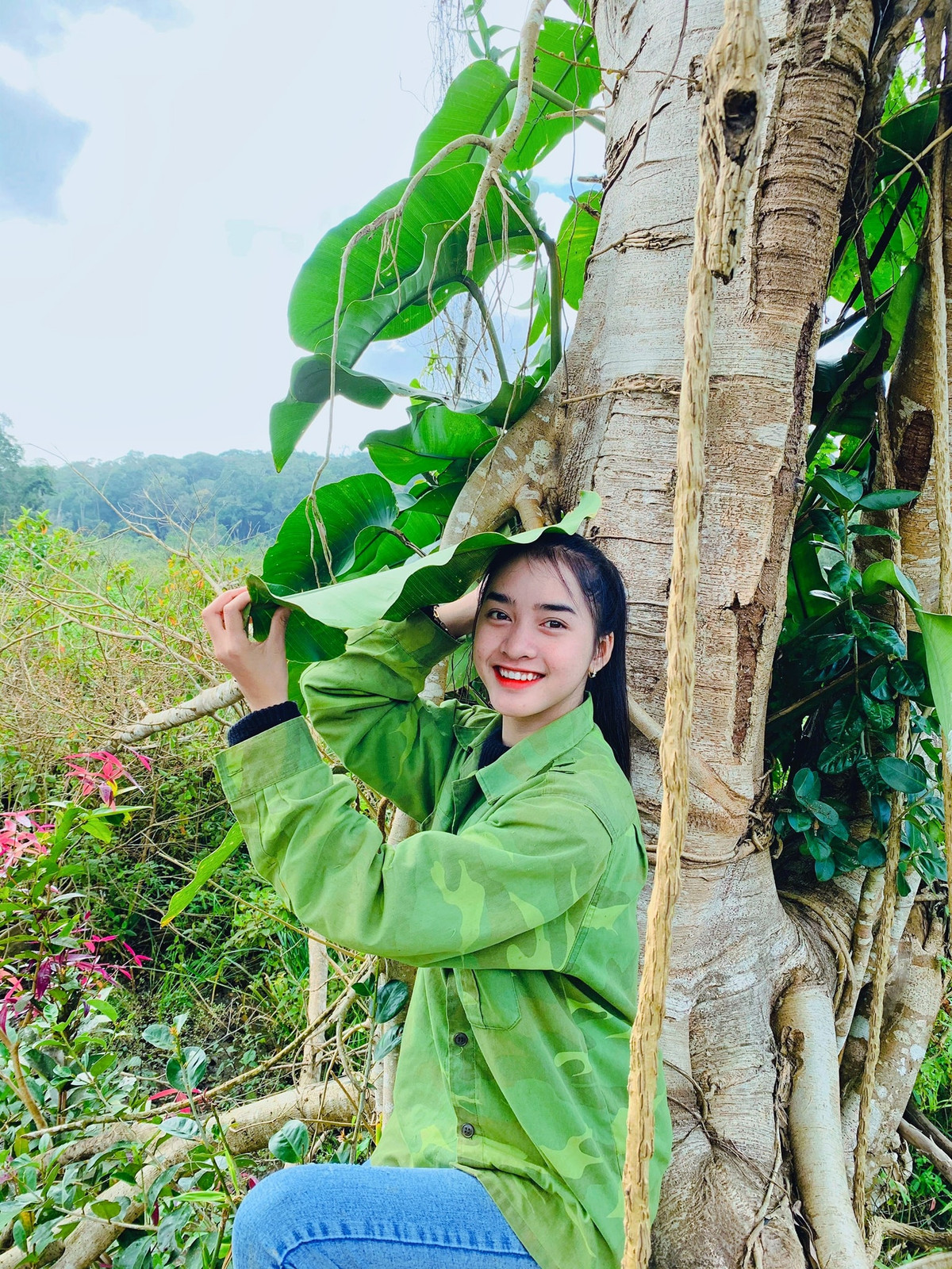 Sau hơn 1 năm, cô gái đã "bỏ túi" gần 4 triệu followers, các video đăng tải trung bình cũng đạt cả triệu views.