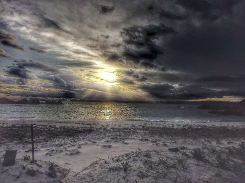 Đến khi tới được Buddeli ở Địa Trung Hải, Mauro đã lập tức thích hòn đảo này. Ông quyết định ở lại hòn đảo hoang tuyệt đẹp.