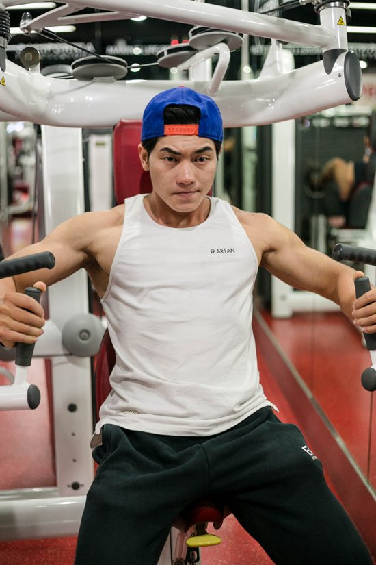 Goc khuat phong gym qua loi ke huan luyen vien dien trai-Hinh-9