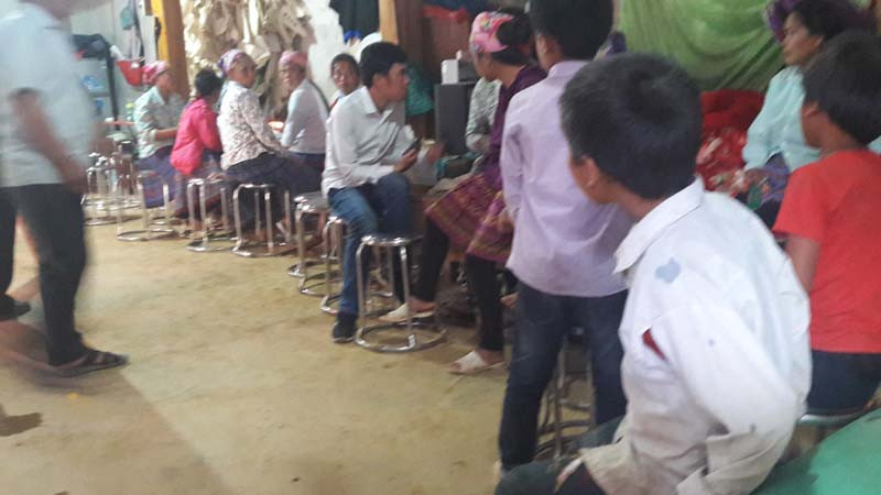 Gia đình lo tang lễ cho Sồng A Ninh.