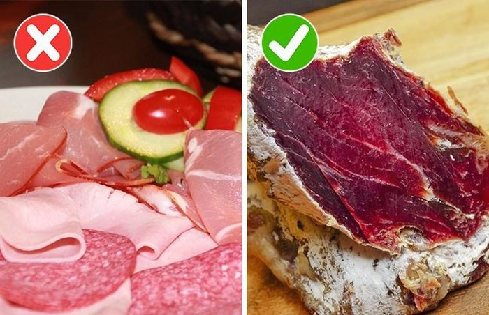 5. Thịt đã chế biến Các nghiên cứu của Mỹ đã xác nhận rằng ngay cả các sản phẩm thịt đắt tiền nhất cũng có chứa nitrat và nitrit có thể gây ung thư. 1kg xúc xích chứa nhiều hơn 400% muối và 50% chất béo so với một miếng thịt bò có khối lượng tương tự. Ăn quá nhiều muối và chất béo sẽ gây hại cho sức khỏe của bạn. Tốt nhất bạn nên mua thịt sống chưa chế biến và nấu chín cẩn thận. 