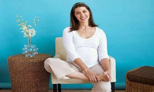 Để tránh bị viêm mũi dị ứng, phụ nữ có thai cần giữ gìn nhà cửa, chăn gối, môi trường sống sạch sẽ và không nên nuôi thú vật trong nhà. Một số thực phẩm cũng là nguyên nhân gây dị ứng như trứng, sữa, các loại thủy hải sản…Trong thời tiết giá lạnh của mùa đông hãy giữ ấm cơ thể khi đi ra ngoài, bảo vệ mũi tránh gió và bụi.