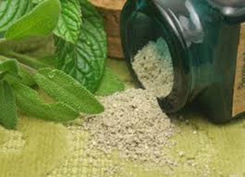 Loại hạt rửa mặt sinh thái này không phải mới được tạo ra mà nó đã có trong nhiều thập kỷ, từ năm 1972. Tuy nhiên, do sữa rửa mặt quá thịnh hành đã làm nó nhạt nhòa. Bây giờ, nó đang dần trở lại và dự đoán sẽ vô cùng hot.