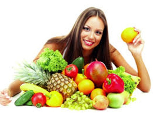 Trái cây và rau quả có chất dinh dưỡng cao và calo thấp, do đó nó giúp bạn giảm ăn những thực phẩm khác và giảm viêm. Trái cây và rau quả cũng chứa chất oxy hóa tự nhiên tăng cường sức khỏe nói chung và giúp giảm lượng hormone để cân bằng cơ thể.