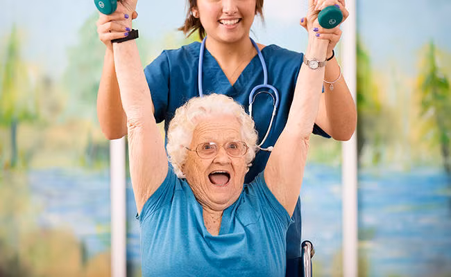 Đổ mồ hôi. Những người hoạt động thể thao khoảng 7 giờ mỗi ngày có nguy cơ tử vong thấp hơn những người khác ít hoạt động 40%, tính cả già cả trẻ. Hoạt động thể thao yêu thích của cụ Kay bao gồm đi bộ, nâng tạ và chơi nhạc cụ.