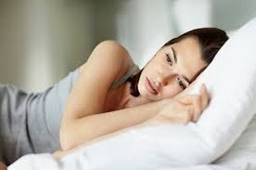 Tuy nhiên, nó sẽ gây phiền hà và đau đớn khi quan hệ và nếu không phát hiện sớm, khối u to dần lên kèm theo triệu chứng rong kinh, rong huyết thì cần thiết phải phẫu thuật, trong một số trường hợp có thể phải cắt tử cung nếu có biến chứng.