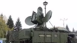 Các doanh nghiệp Nga đã tạo ra hàng chục mẫu thiết bị tác chiến điện tử mới. Một trong những hệ thống tiên tiến nhất là hệ thống tác chiến điện tử Krasukha-4.