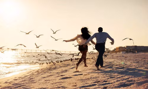 Khi tre, nguoi ta nghi do chi la mot cuoc tinh...