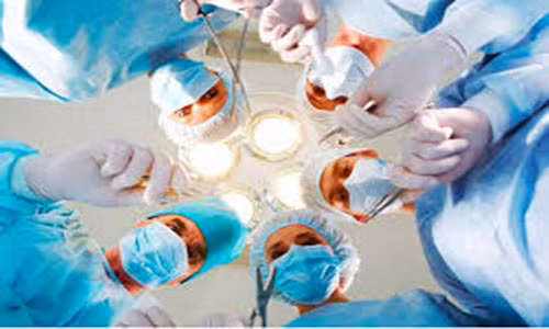 Phau thuat got cam, mot phu nu o Sai Gon nguy kich