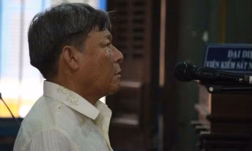 Tron na 20 nam, bi bat vi duoc tuyen duong tren tivi