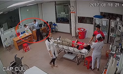 Vu hanh hung nu bac si o Nghe An: Bo Y te chi dao lam ro