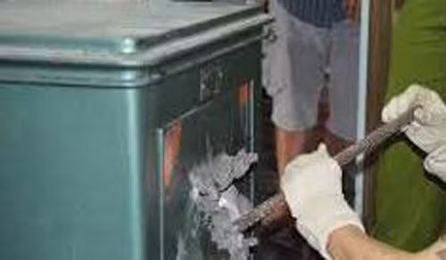 Diem nong 24h: Osin “chia tay” khong loi, chu nha mat gan 2 ty