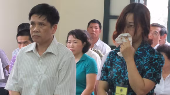 Diem danh cac sep lon cua BIDV vuong vong lao ly-Hinh-2