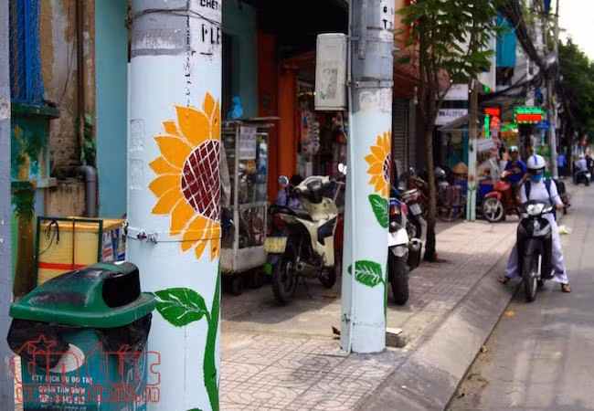 Doc dao: Duong pho bong “lot xac” khien ai cung phai nguoc nhin