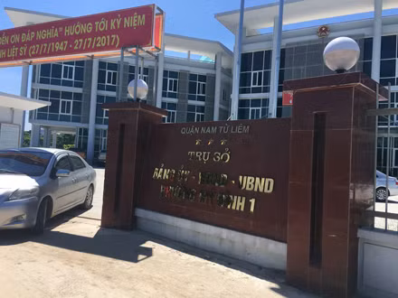 Bí thư Đảng ủy phường Mỹ Đình I - Nguyễn Thị Thuận (SN 1970) cùng chồng là Nguyễn Văn Tiện (SN 1962) điều hành đường dây đánh bạc bằng hình thức ghi lô, đề, với số tiền lên đến hơn 4,7 tỷ đồng, thu lợi gần 600 triệu đồng. Ảnh minh họa (nguồn: Tiền Phong).