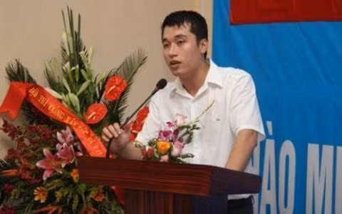 Ông Dũng từng là một chủ tịch HĐQT trẻ tuổi nhất sàn chứng khoán Việt Nam năm 2011 khi mới 29 tuổi. Ngoài ra, ông từng là Chủ tịch Hội doanh nhân trẻ Dầu khí của Tập đoàn Dầu khí quốc gia Việt Nam. Ảnh: ĐV.