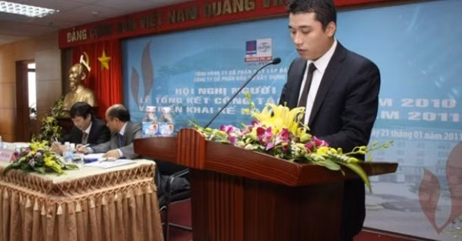 Sau 3 năm làm chuyên viên tại Ban dự án Tổng CTCP Bảo hiểm dầu khí Việt Nam (PVI), ông Trương Quốc Dũng chuyển về PVV với vai trò Tổng giám đốc khi chỉ mới 25 tuổi, và đảm nhận vị trí Chủ tịch PVV từ năm 2011. Ảnh: Zing.