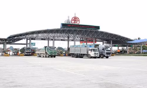 Giat minh loat bat thuong o du an BOT Phap Van - Cau Gie