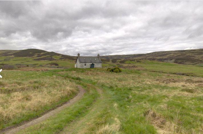 Chính vì vậy, ngôi nhà đá nhỏ nằm giữa vùng nông thôn cao nguyên Scotland này được coi là ngôi nhà mơ ước của người hướng nội.