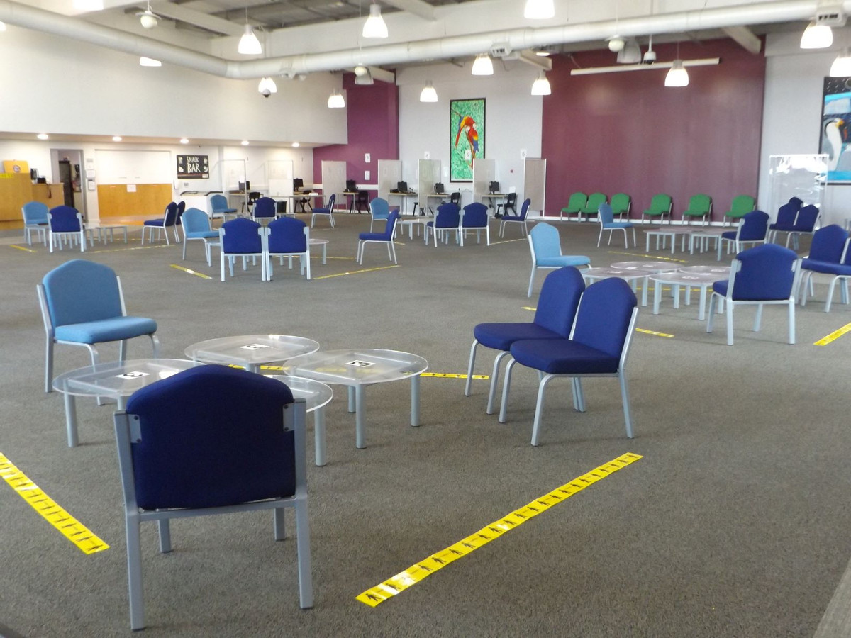 Các phòng giam ở đây hiện đại và được trang bị đầy đủ tiện nghi, có phòng tắm riêng và TV. Ảnh: HMP.