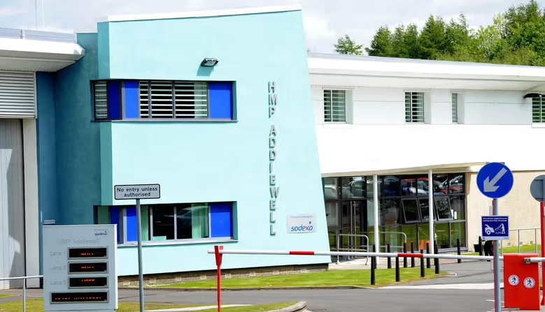 3. Nhà tù HMP Addiewell ở Scotland có cách tiếp cận độc đáo khi đối xử với tù nhân như "người học việc". Nhà tù tập trung vào giáo dục và phát triển cá nhân, cung cấp nhiều chương trình đào tạo nghề khác nhau. Ảnh: EN.