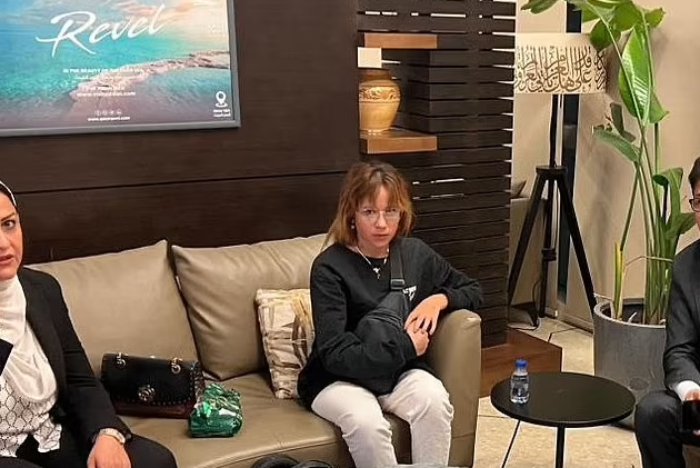 Giải cứu bé gái bị IS bắt cóc, bán làm nô lệ tình dục Giai cuu be gai bi IS bat coc, ban lam no le tinh duc