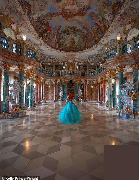 Bên trong Tu viện Wiblingen, Đức.