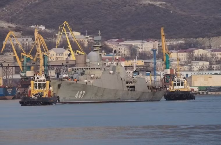 Bao gio cap tau chien Gepard 3.9 moi se ve Viet Nam?