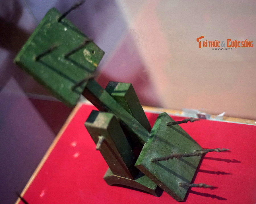 Chông trục quay nhân dân Bắc Bộ và Nam Bộ sử dụng đánh địch càn quét trong hai cuộc kháng chiến chống Pháp và chống Mỹ.