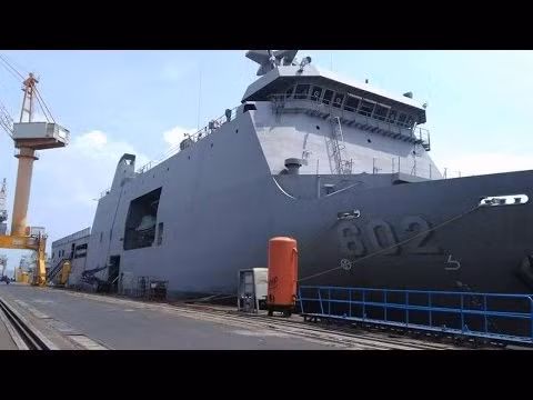 Với việc chiếc tàu đổ bộ BRP Davao del Sur sắp hoàn thành quá trình chạy thử nghiệm và dự kiến sẽ được vào biên chế của lực lượng Hải quân Philippine trong năm nay, rõ ràng sức mạnh và độ cơ động của lực lượng hải quân nước này sẽ được tăng lên đáng kể. Nguồn ảnh: Worldnews.