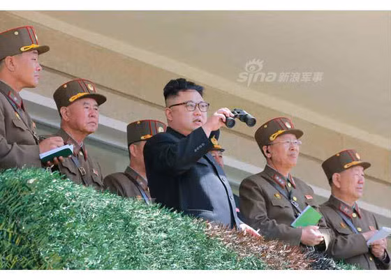 Bối cảnh khu vực bán đảo Triều Tiên hiện rất căng thẳng với việc Mỹ, Hàn Quốc và Triều Tiên có nhiều hành động leo thang căng thẳng. Ảnh: Sina.