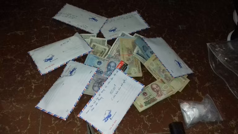 Hai Duong: Triet xoa tu diem ma tuy “cha truyen con noi”, thu nhieu sung-Hinh-5