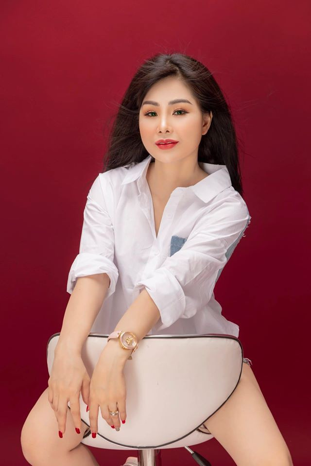 Trong cuộc trò chuyện với PV, chị Nhung bức xúc cho biết, sau khi đưa tài xế Grab đến bệnh viện và việc ủng hộ tiền được chia sẻ trên mạng xã hội, nhiều người nói chị lợi dụng người hoạn nạn để trục lợi, kêu gọi ủng hộ để kiếm tiền.