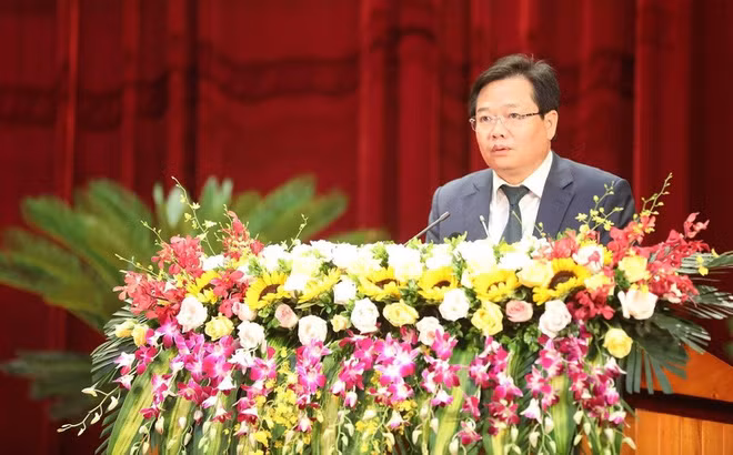 Vi sao Giam doc So Tai chinh Quang Ninh bi ky luat?