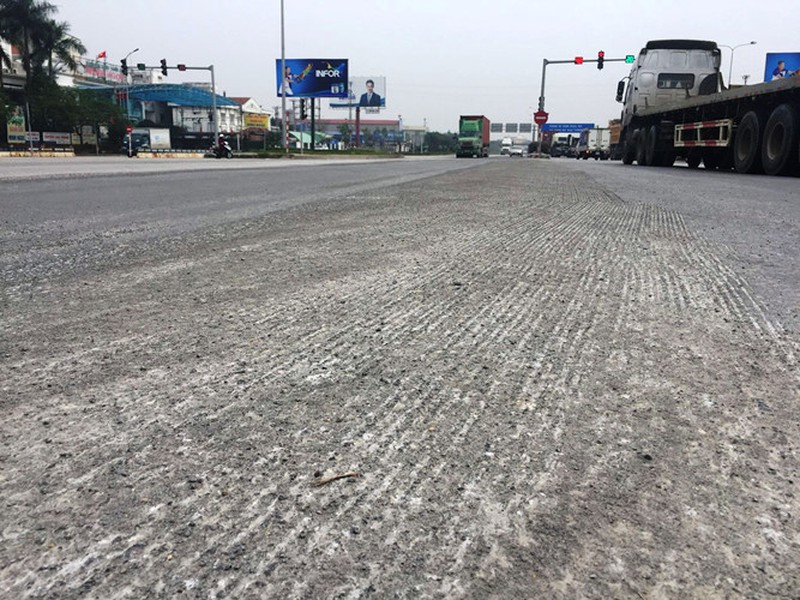 Hai Duong: TNGT tren Quoc lo 5 phuc tap, ket cau ha tang bat cap-Hinh-2