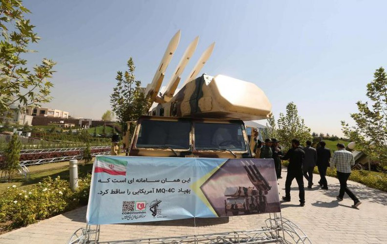 Với thực tế trên, không thể coi thường tổ hợp vũ khí do Iran chế tạo, đặc biệt khi xem xét rằng phạm vi tấn công mục tiêu hiệu quả của chúng lên tới 105 km, cho phép bao phủ một vùng không phận rất rộng lớn.