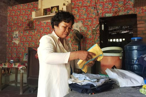 2000 ngay me gia di khap nha xac tim con mat tich bi an-Hinh-2