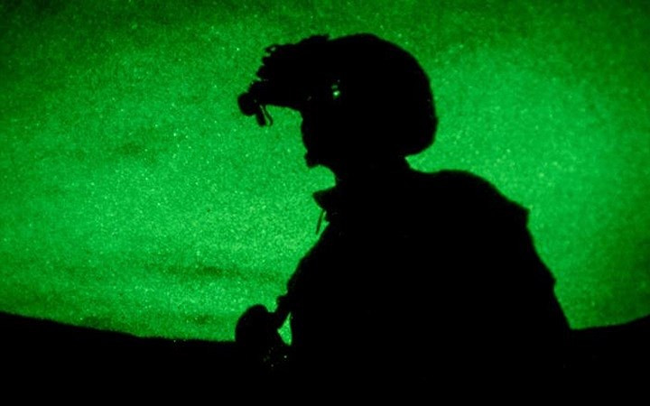 Thủy quân lục chiến Mỹ đang thử kính quang học trong cuộc Tập trận Kỹ thuật Hải quân tối tân 2018 (ANTX-18).