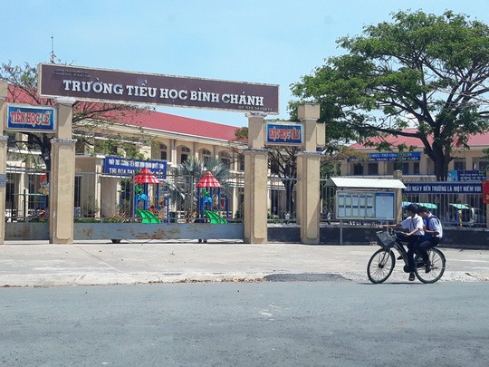 Trường Tiểu học Bình Chánh - nơi xảy ra vụ việc ép cô giáo quỳ. Nguồn ảnh: Người Lao Động