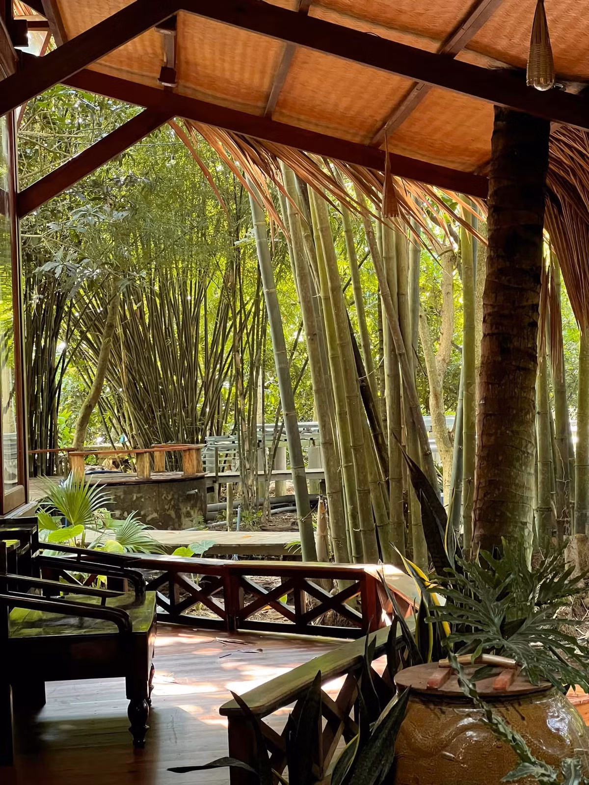 Cơ ngơi này hiện tại do gia đình Vân Trang quản lý.